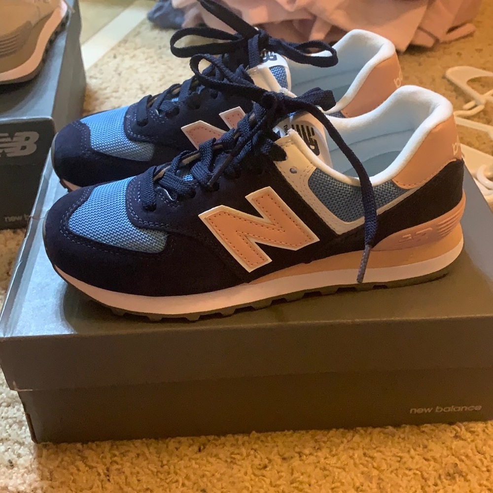COPY - Brand new New Balance 574